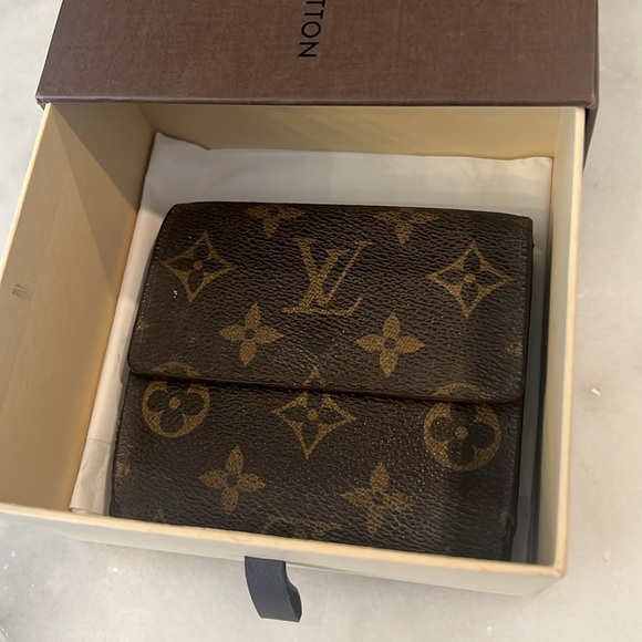 Authentic Louis Vuitton monogram unisex wallet - Picture 3 of 13